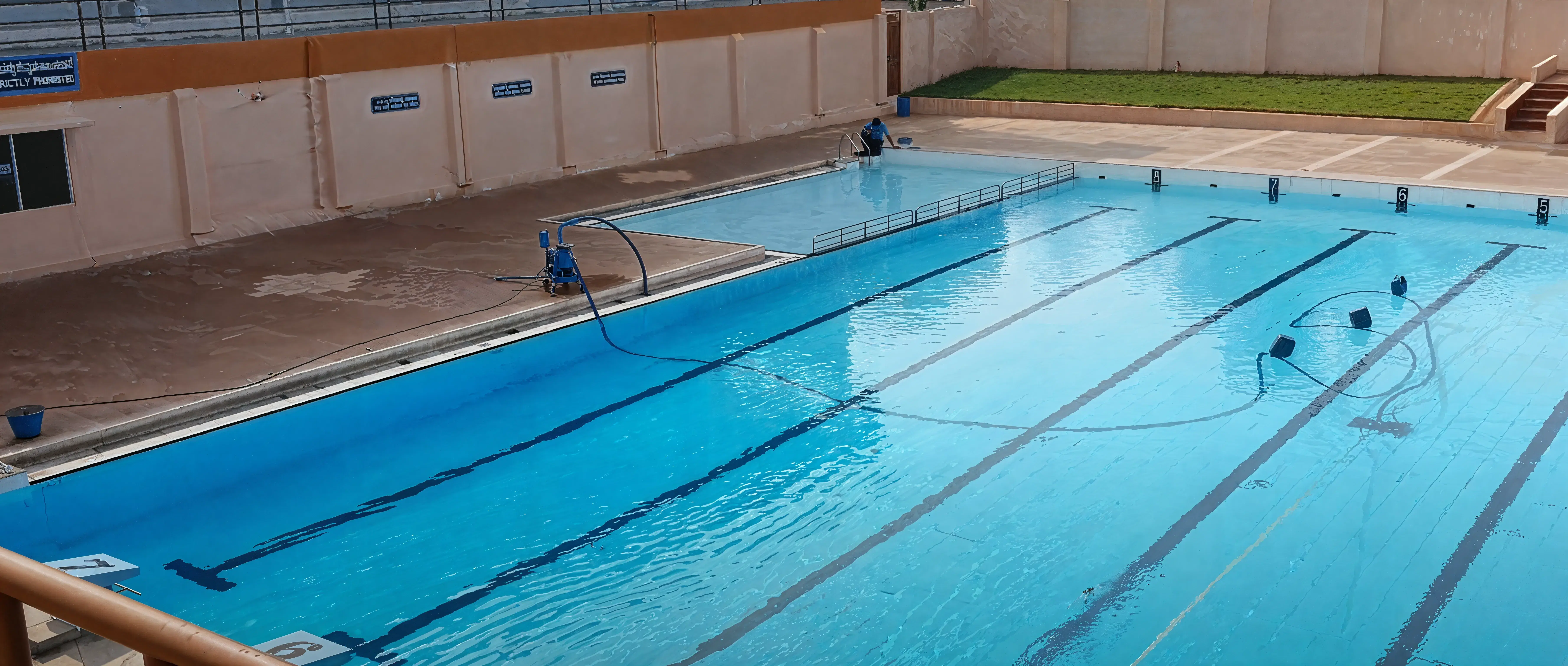 PESCE swimming pool photo 2